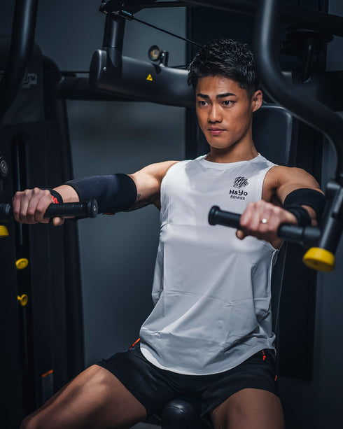 【初心者にも嬉しい肉厚クッション】強伸縮 エルボースリーブ(肘サポーター) Elbow Sleeves