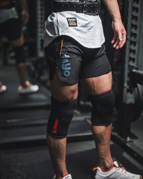 【初心者にも嬉しい肉厚クッション】強伸縮 ニースリーブ(膝サポーター)Knee Sleeves