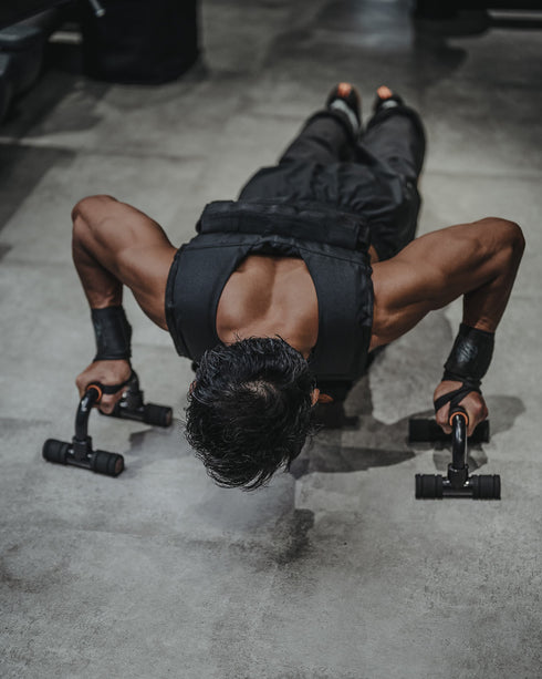 【宅トレでたくましい胸を作る】プッシュアップバー