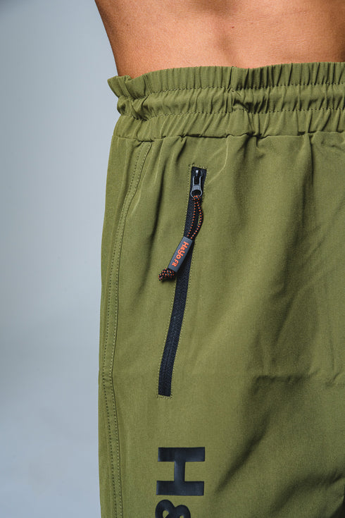 【万能ストレッチ素材】あらゆる動きに対応する ランニング ハーフパンツ