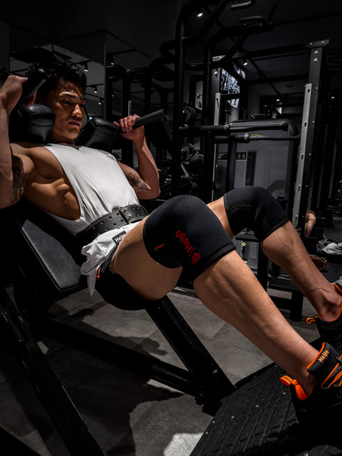 【初心者にも嬉しい肉厚クッション】強伸縮 ニースリーブ(膝サポーター)Knee Sleeves