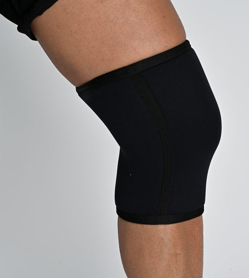 【初心者にも嬉しい肉厚クッション】強伸縮 ニースリーブ(膝サポーター)Knee Sleeves