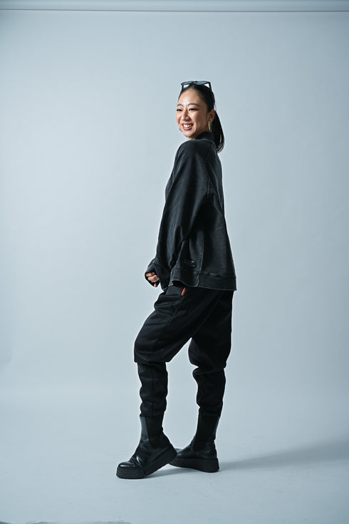 【ストレッチデニム風】アスレジャー ハイネックスウェット【ストーンウォッシュ】